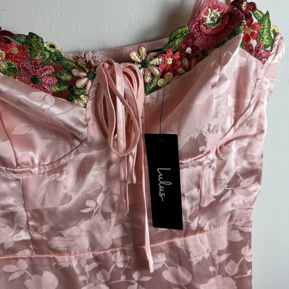 Lulus Pink Satin Floral Midi Dress Embroidered Large NWT Wedding Y2K Fairy - Picture 15 of 15